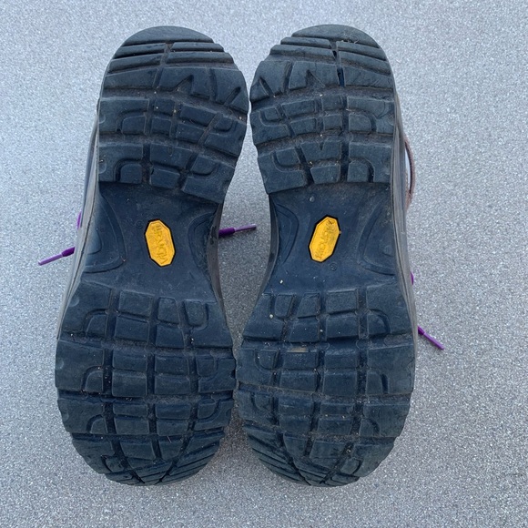 LL Bean women’s Gore-Tex hiking boots, size 8. - Picture 10 of 10